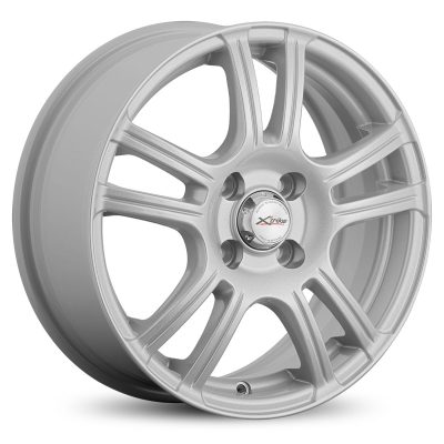 Xtrike X-105М 15x6 4x114.3 ET44 DIA67.1