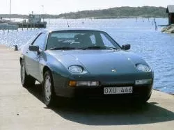 Porsche 928